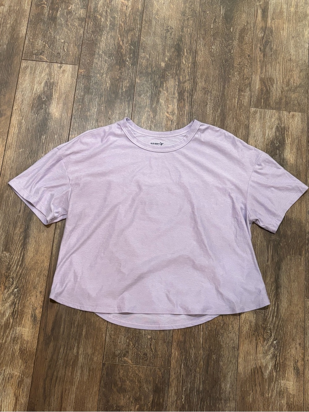 Old Navy Lavender Cropped Crewneck Tee